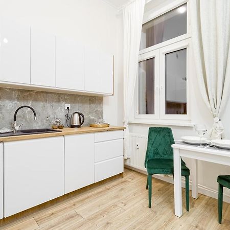 Niron Apartament Dom Z Papieru Sztokholm Piła Exterior foto